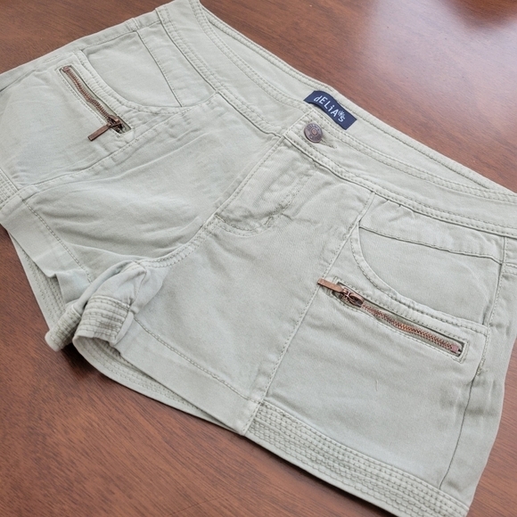 Delia's Twill Khaki Olive Short Shorts 5 - Picture 9 of 9